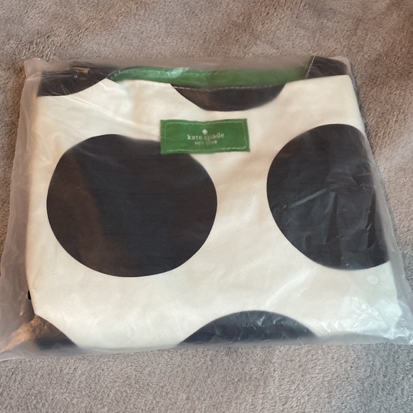 ♠️KATE SPADE♠️White Multi Reversible Tote - Picture 4 of 5